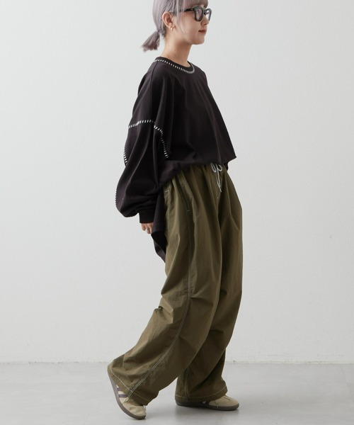 SOUNDSGOOOOD(サウンズグッド)の「【SOUNDS GOOOOD / サウンズグッド】オーバーサイズ配色ステッチサイドスリットTee(Tシャツ/カットソー・メンズ・パープル/ブラック/オフホワイト/パープル系その他/ブラック系その他/チャコールグレー/ホワイト/レッド/ブラック系その他2/ライトグレー/グリーン/オレンジ・ONE SIZE)」の20枚目の写真