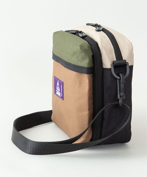 GERRY(ジェリー)の「【GERRY/ジェリー】REPREVE 撥水加工 スクエアショルダーバッグ(ショルダーバッグ・メンズ・チャコールグレー/ブラック/ライトグリーン/グリーン/ブラウン/ピンク/ベージュ/イエロー・FREE)」の18枚目の写真