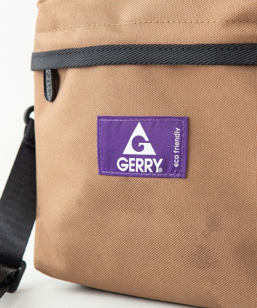 GERRY(ジェリー)の「【GERRY/ジェリー】REPREVE 撥水加工 スクエアショルダーバッグ(ショルダーバッグ・メンズ・チャコールグレー/ブラック/ライトグリーン/グリーン/ブラウン/ピンク/ベージュ/イエロー・FREE)」の11枚目の写真