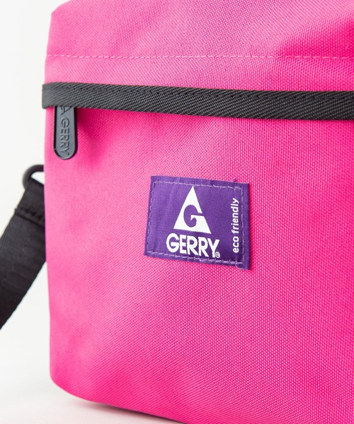 GERRY(ジェリー)の「【GERRY/ジェリー】REPREVE 撥水加工 スクエアショルダーバッグ(ショルダーバッグ・メンズ・チャコールグレー/ブラック/ライトグリーン/グリーン/ブラウン/ピンク/ベージュ/イエロー・FREE)」の16枚目の写真