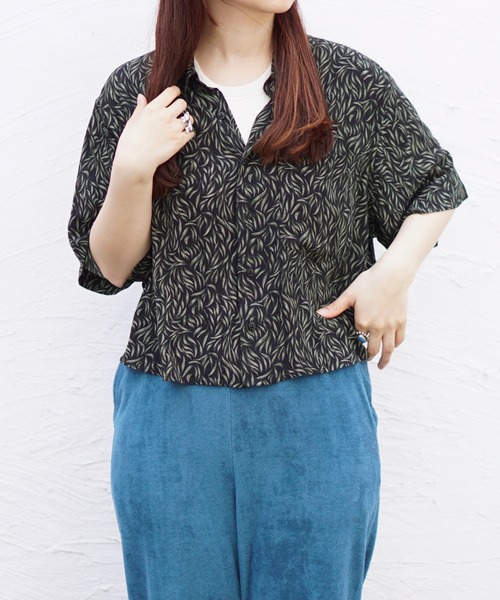 C.E.L.STORE（セルストア）の「KHAKI JUNGLE/カーキジャングル SAFARI PRINTED SHIRT サファリプリントシャツ（シャツ/ブラウス・メンズ・ネイビー/ブラック/グリーン/マスタード・LARGE/X-SMALL/MEDIUM）」の5枚目の写真