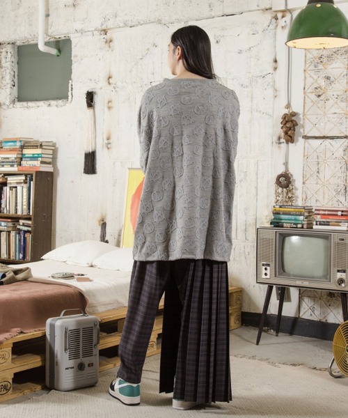 STOF（ストフ）の「STOF/ストフ/A&P Relax Pulover（スウェット・メンズ・ブラック/チャコールグレー・MEDIUM/SMALL）」の5枚目の写真