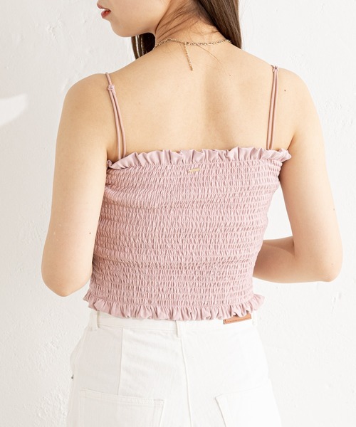 Chico（チコ）の「パット付シャーリングチューブトップ（チューブトップ・レディース・アイボリー/ホワイト系その他2/ブルー/ブラック/ピンク/ブラウン/イエロー/ダークグレー・FREE）」の12枚目の写真