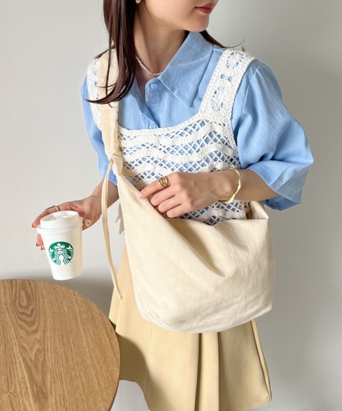 CLEA(クレア)の「ドローコードショルダー2WAYムーンバッグ(ショルダーバッグ・レディース・アイボリー/グリーン/ブルー/ブラック・FREE)」の20枚目の写真