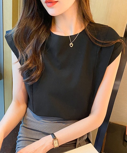 Dewlily(デューリリー)の「半袖ラウンドネックブラウス(シャツ/ブラウス・レディース・ホワイト/ブラック/ベージュ・XL/L/M)」の15枚目の写真
