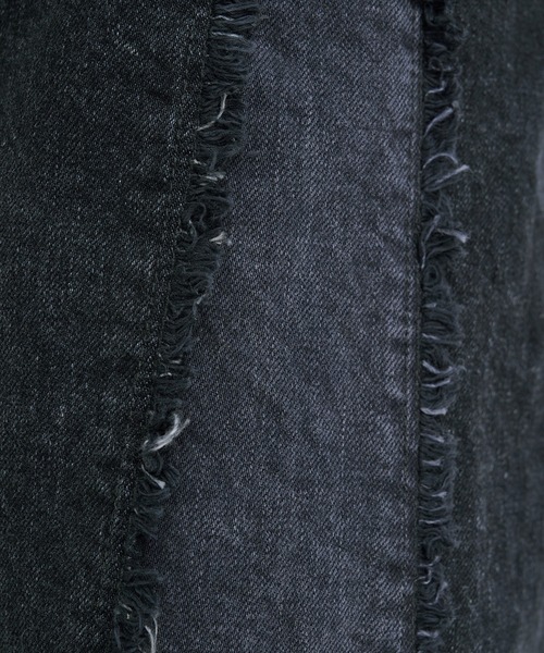 Jieda(ジエダ)の「STUDIOUS別注 SWITCHING OVER DENIM PANTS (BLK×GRY)(デニムパンツ・メンズ・ブラック・1/2)」の12枚目の写真