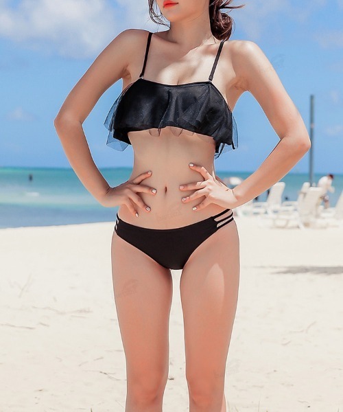 Dalfwin（ダールフィン）の「BACKレースアップフリルフレアワイヤーモノキニ水着（水着・レディース・ホワイト/ブラック・SMALL/MEDIUM/LARGE）」の20枚目の写真