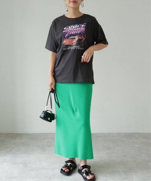 each（イーチ）の「バンドプリントビッグTシャツ（Tシャツ/カットソー・レディース・ブラック/オフホワイト・FREE）」の4枚目の写真
