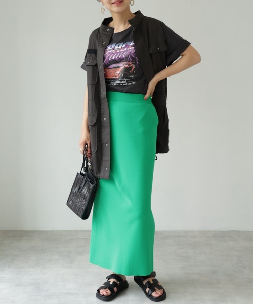 each（イーチ）の「バンドプリントビッグTシャツ（Tシャツ/カットソー・レディース・ブラック/オフホワイト・FREE）」の5枚目の写真