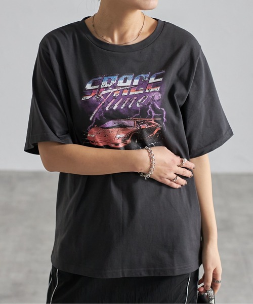 each（イーチ）の「バンドプリントビッグTシャツ（Tシャツ/カットソー・レディース・ブラック/オフホワイト・FREE）」の18枚目の写真