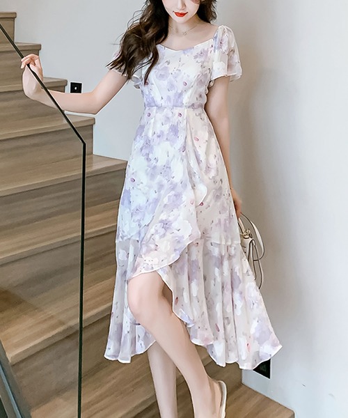 Grandeir（グランディール）の「花柄プリントイレヘム半袖ワンピース（ワンピース・レディース・パープル・M）」の2枚目の写真