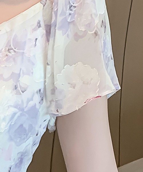 Grandeir（グランディール）の「花柄プリントイレヘム半袖ワンピース（ワンピース・レディース・パープル・M）」の8枚目の写真