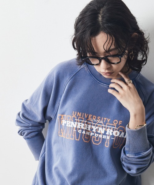 CHIC STYLE（シックスタイル）の「＜大きいサイズ＞綿100％ピグメント染ロゴプリントスウェット シックスタイル（スウェット・レディース・ブルー/チャコール・3L/5L/4L/L/LL）」の3枚目の写真