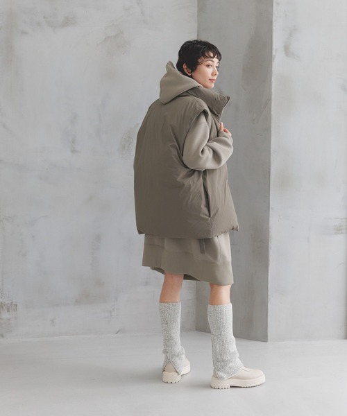 STERNBERG（スタンバーグ）の「STERNBERG/パファーダウンベスト/906986（ダウンベスト・メンズ・ブラック/モカ・SMALL/MEDIUM/LARGE）」の10枚目の写真