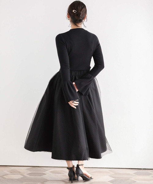 BELLMORE ベルモア エンブレムロングスリーブブイネックニット　ブラック セール】ベルフレアスリーブニット（ニット/セーター）｜Fit more