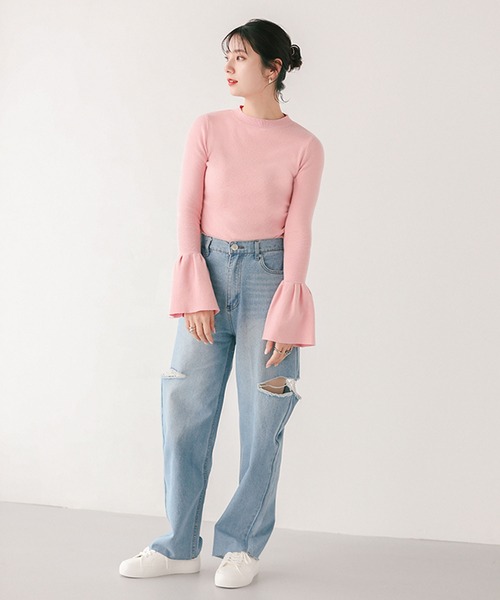 Fit more（フィットモア）の「ベルフレアスリーブニット（ニット/セーター・レディース・アイボリー/ブラック/ピンク・FREE）」の10枚目の写真