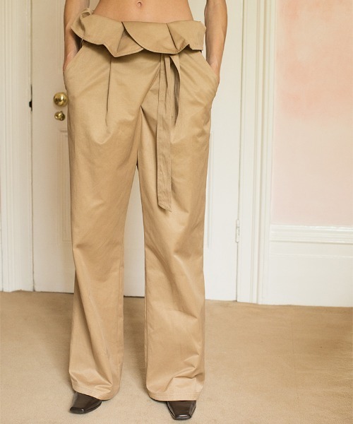 leinwande(ラインヴァンド)の「Belted Wide Leg Trousers(その他パンツ・レディース・ブラック/ベージュ/カーキ・ONE SIZE)」の3枚目の写真
