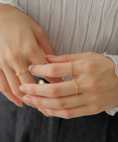 flower（フラワー）の「タイニークロスリング（リング・レディース・ゴールド・FREE）」の4枚目の写真