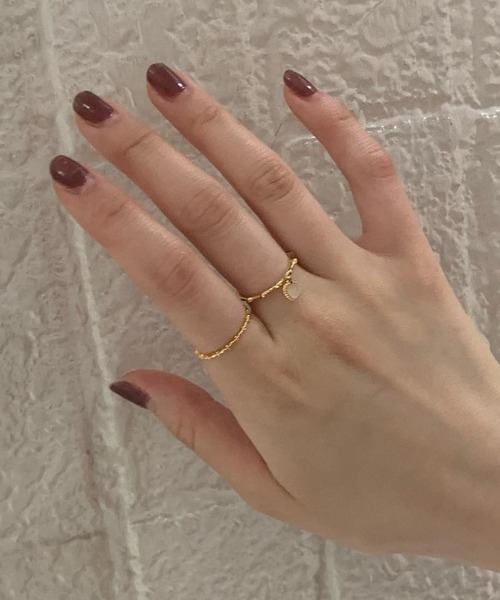 flower（フラワー）の「タイニークロスリング（リング・レディース・ゴールド・FREE）」の5枚目の写真