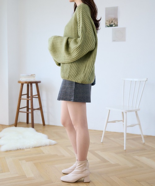 Ada.(エイダ)の「袖ぽわん オーバーサイズ ルーズ ニット(ニット/セーター・レディース・ブラック/グリーン/ホワイト/マスタード・FREE)」の14枚目の写真