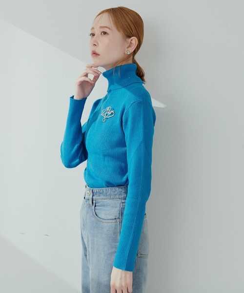 natural couture(ナチュラルクチュール)の「もちもちベーシックリブタートル(ニット/セーター・レディース・ブラック/グレイッシュベージュ/グリーン/その他2/オレンジ/オフホワイト/ブルー/その他1/ピンク・FREE)」の15枚目の写真