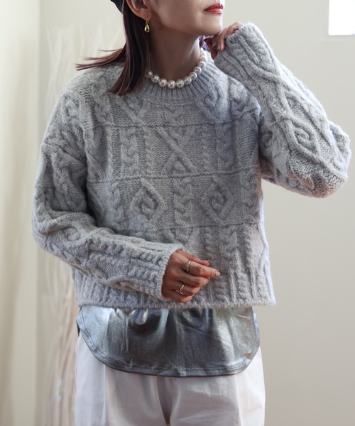 ULEULA（ウルア）の「ボリュームケーブルニット（ニット/セーター・レディース・アイボリー/オレンジ/グレー・FREE）」の10枚目の写真