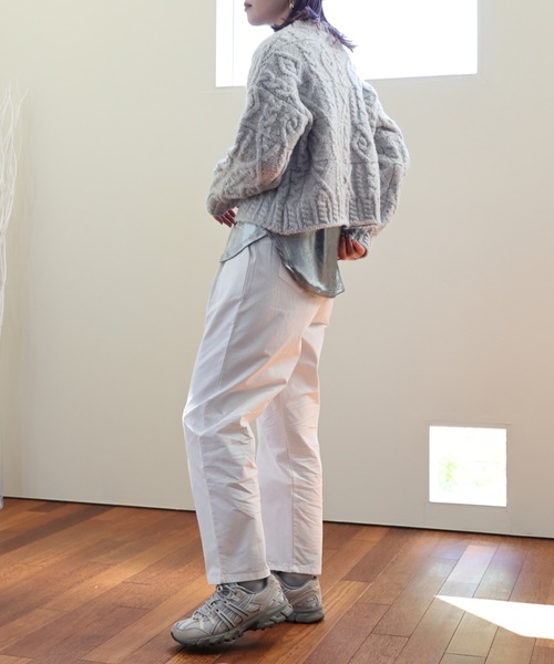 ULEULA（ウルア）の「ボリュームケーブルニット（ニット/セーター・レディース・アイボリー/オレンジ/グレー・FREE）」の16枚目の写真