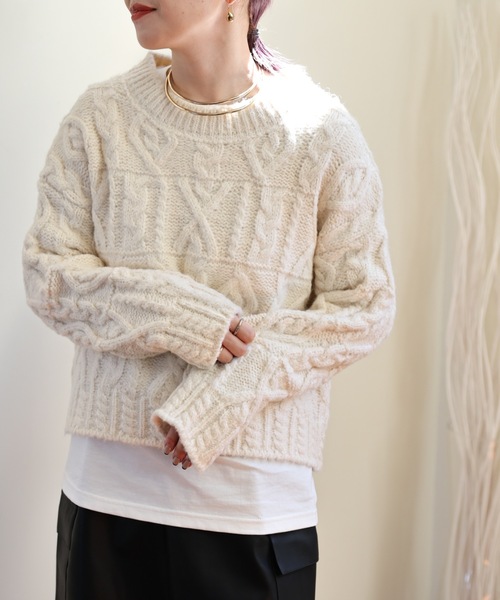 ULEULA（ウルア）の「ボリュームケーブルニット（ニット/セーター・レディース・アイボリー/オレンジ/グレー・FREE）」の6枚目の写真