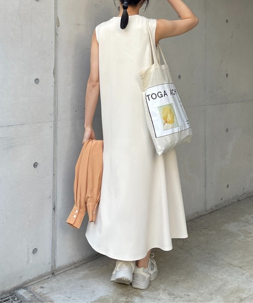 Thevon(ゼボン)の「ポンチノースリマーメイドワンピース(ワンピース・レディース・イエロー/ブラック/アイボリー・M/S)」の20枚目の写真