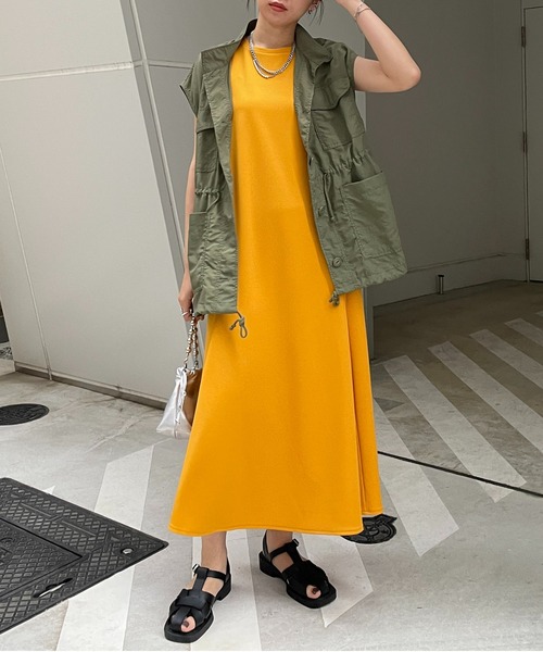 Thevon(ゼボン)の「ポンチノースリマーメイドワンピース(ワンピース・レディース・イエロー/ブラック/アイボリー・M/S)」の9枚目の写真