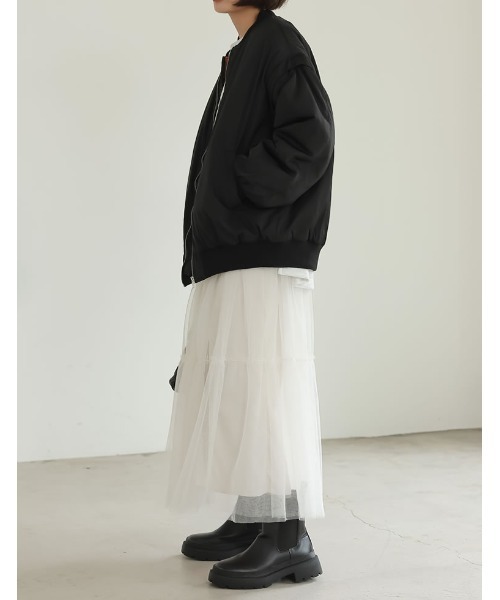 Re:EDIT（リエディ）の「[2WAY]中綿入り袖取り外しMA-1（MA-1・レディース・カーキ/ブラック/アイボリー・MEDIUM）」の6枚目の写真