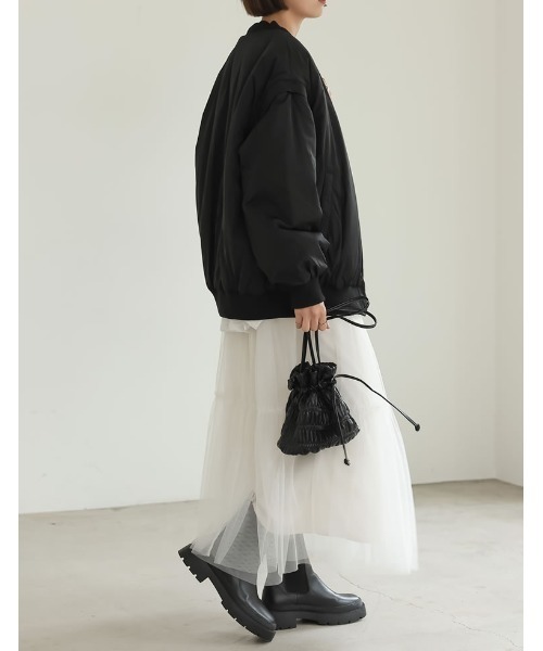 Re:EDIT（リエディ）の「[2WAY]中綿入り袖取り外しMA-1（MA-1・レディース・カーキ/ブラック/アイボリー・MEDIUM）」の9枚目の写真