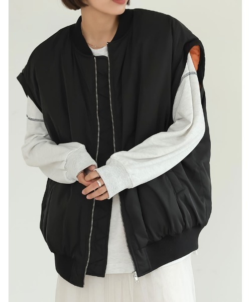 Re:EDIT（リエディ）の「[2WAY]中綿入り袖取り外しMA-1（MA-1・レディース・カーキ/ブラック/アイボリー・MEDIUM）」の10枚目の写真