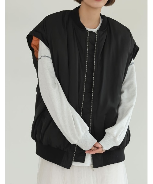 Re:EDIT（リエディ）の「[2WAY]中綿入り袖取り外しMA-1（MA-1・レディース・カーキ/ブラック/アイボリー・MEDIUM）」の12枚目の写真