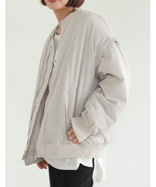 Re:EDIT（リエディ）の「[2WAY]中綿入り袖取り外しMA-1（MA-1・レディース・カーキ/ブラック/アイボリー・MEDIUM）」の20枚目の写真