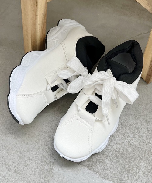 Nana(ナナ)（ナナ）の「ワイドシューレーススニーカー（スニーカー・レディース・ホワイト・24.0cm/23.5cm/24.5cm/23.0cm/25.0cm/22.5cm）」の6枚目の写真