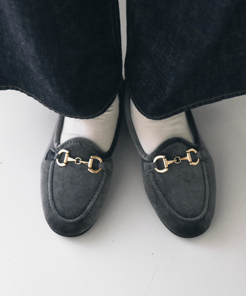 ALBEROLA（アルベローラ）の「【WEB限定】【ALBEROLA】ベルベットビットローファー（ローファー・レディース・グレー/ブラック・36/37/38）」の18枚目の写真