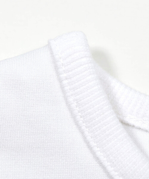 BeBe（ベベ）の「ポンチサガラ刺しゅうロゴトレーナー(100~150cm)（スウェット・キッズ・オフホワイト/ブラック・130cm/140cm/120cm/110cm/150cm/100cm）」の7枚目の写真