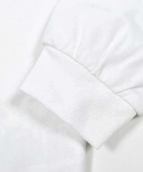 BeBe（ベベ）の「ポンチサガラ刺しゅうロゴトレーナー(100~150cm)（スウェット・キッズ・オフホワイト/ブラック・130cm/140cm/120cm/110cm/150cm/100cm）」の11枚目の写真