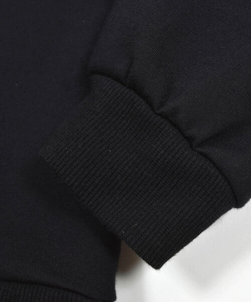 BeBe（ベベ）の「ポンチサガラ刺しゅうロゴトレーナー(100~150cm)（スウェット・キッズ・オフホワイト/ブラック・130cm/140cm/120cm/110cm/150cm/100cm）」の19枚目の写真