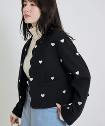 PICCIN PERLA | ハート刺繍スカラップジャケット(ノーカラージャケット)