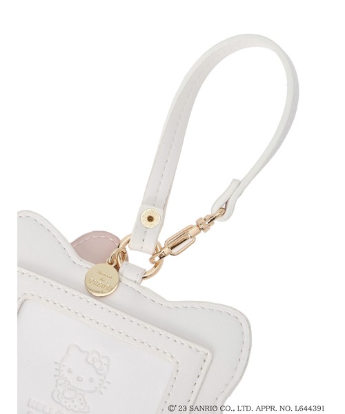 Maison de FLEUR（メゾンドフルール）の「HELLO KITTY パス