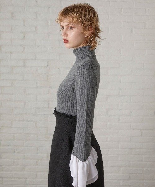 ニット/セーター miro amurette   frill neck knit MIRO AMURETTE（ミロアミュレット）の「frill cuff turtle neck/フリル