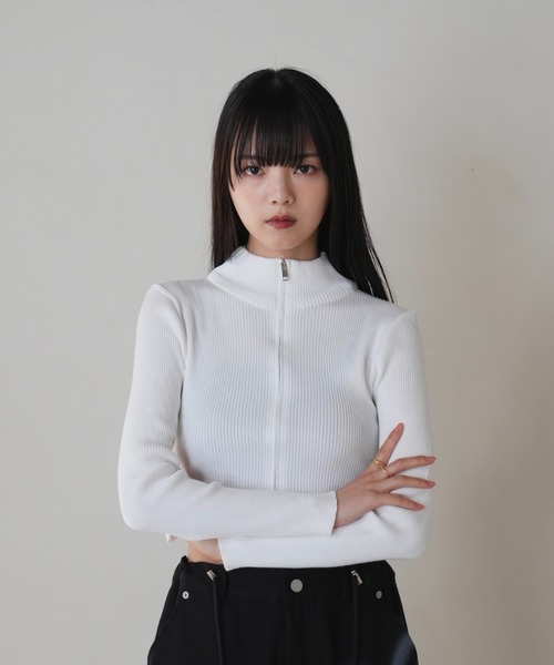 STUDIOUS アイボリー ジップアップ ニット STUDIOUS アイボリー ジップアップ ニット