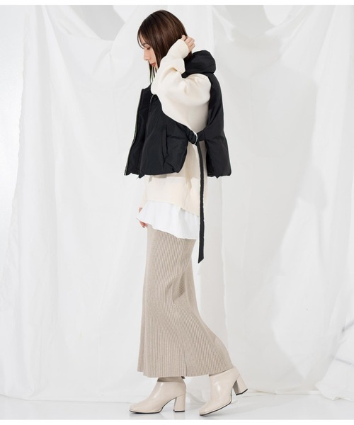 Settimissimo（セッティミッシモ）の「サイドオープン ファイバーダウン ショートベスト ジレ（ダウンベスト・レディース・アイボリー/ブラック・M）」の13枚目の写真