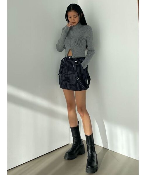 EMODA(エモダ)の「プレーティングリブジップニット(ニット/セーター・レディース・ブルー/ブラック/グレー/オレンジ/アイボリー/グリーン・FREE)」の21枚目の写真