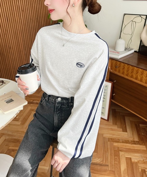 moment+(モーメントプラス)の「綿100%天竺.ワンポイント刺繍配色カラーライン入りロンT(Tシャツ/カットソー・レディース・オートミール/ピンク/オフホワイト/ベージュ/チャコールグレー・M/L)」の18枚目の写真