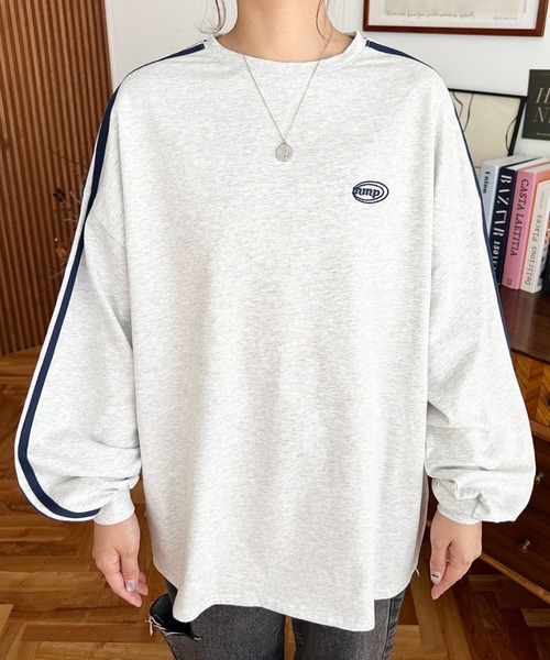 moment+(モーメントプラス)の「綿100%天竺.ワンポイント刺繍配色カラーライン入りロンT(Tシャツ/カットソー・レディース・オートミール/ピンク/オフホワイト/ベージュ/チャコールグレー・M/L)」の20枚目の写真