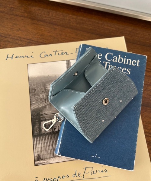 Me%（ミィパーセント）の「スタッズカスタムレターポーチ 104175（コインケース・レディース・シルバー/ブルー/ブラック・FREE）」の6枚目の写真