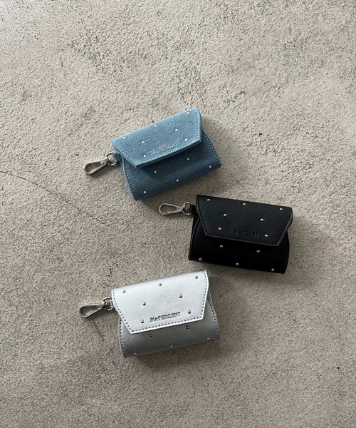 Me%（ミィパーセント）の「スタッズカスタムレターポーチ 104175（コインケース・レディース・シルバー/ブルー/ブラック・FREE）」の13枚目の写真